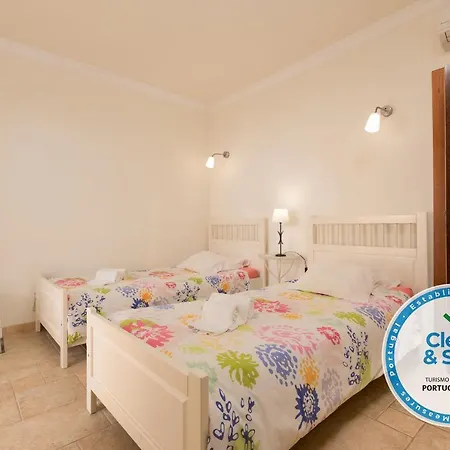 Moradia Ricardo - Da Gale *